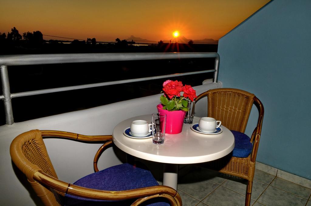 Marianna Hotel Тигаки Экстерьер фото